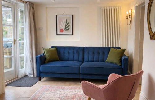 Heron Stays Bath- Boutique Period Properties, 7 Bedrooms, Parking for 4 Cars, Just 3 Miles to Bath Central, Sleeps 15 - Foto 3