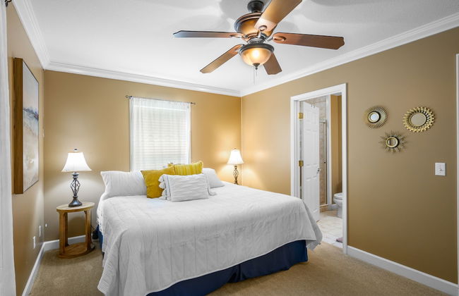 Bradley Bungalow Sleeps 11 Sevierville - Foto 2