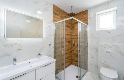 Villa BAMM with heated 36sqm pool, 5 en-suite bedrooms and panoramic sea views - Foto 37