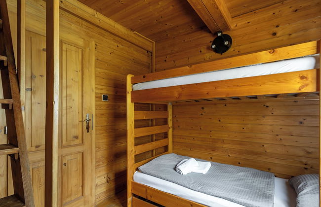 Cottage with pool playground and privacy - Foto 32