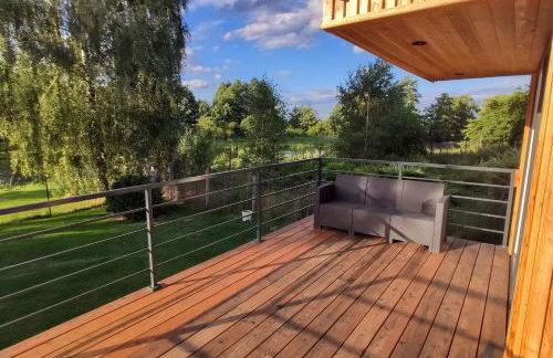 The hills at river - Foto 21