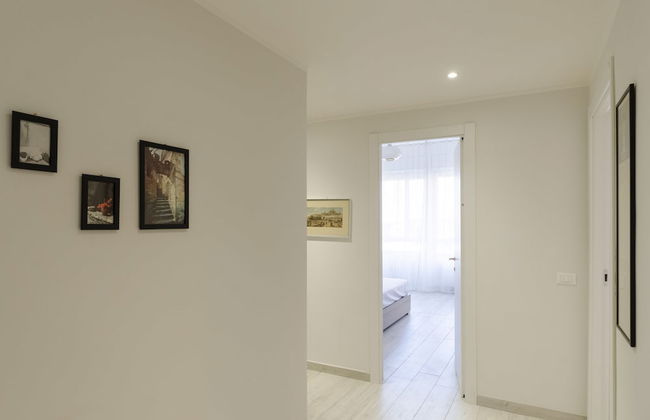 JOIVY Lovely Apt On The Historical Street Via Cantore - Foto 30