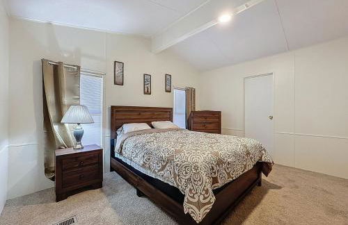 Forest Hideaway • Screened Porch • Grill - Foto 24