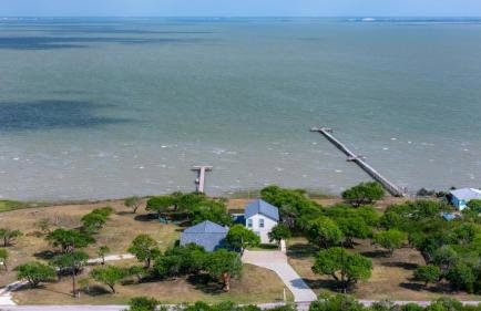 Waterfront Pool Hot Tub Private Pier Guest Bungalow - Foto 46