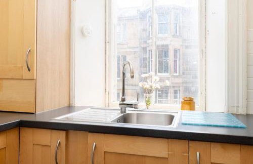 Charming 1-Bedroom Edinburgh City Getaway - Foto 29