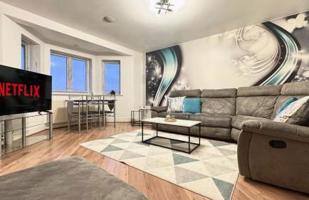 Spacious 2-Bedroom Duplex with Jacuzzi Bath and Free Gated Parking - Foto 15