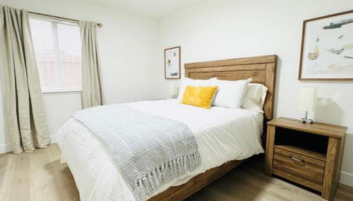 Charming Retreat in CA Valley - Photo 3