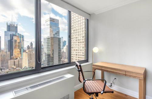 Midtown 2BR w Pool Gym Roof nr Subway NYC-385 - Foto 9