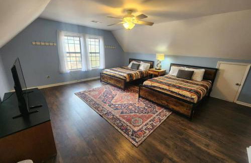 Large near Shops/Dining & easy access to freeway - Foto 15