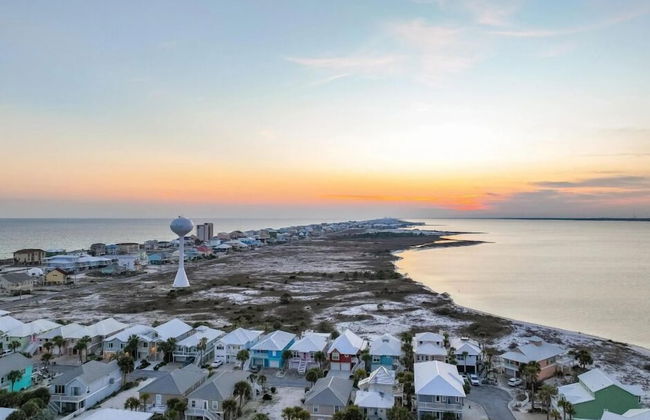 Tranquility Base - Photo 21