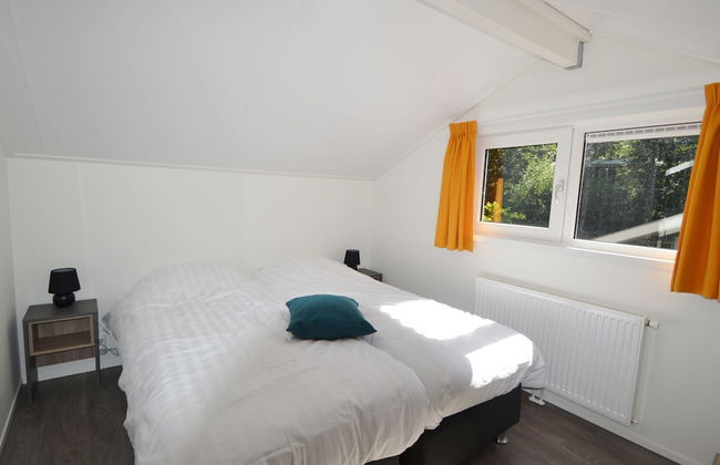 Beautiful House With Covered Terrace, Located in a Holiday Park in Rhenen - Photo 15