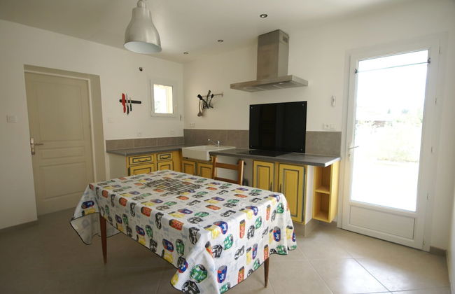 Chic Holiday Home in Pradons With Swimming Pool - Foto 11