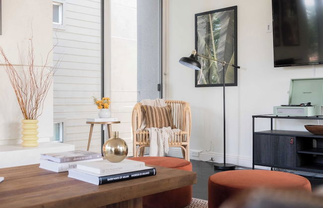 Balboa I by Avantstay - Stylish Condo Balboa Park Adjacent w/ Views! - Photo 10