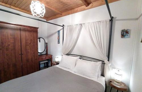 Stone Built Rustic House - Foto 18