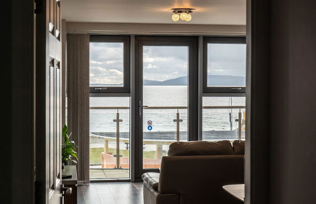 Galway Bay Sea View Apartments - Photo 29