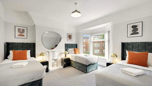 Balfour House - Air Host & Stay - Sleeps 8, free parking - Foto 4