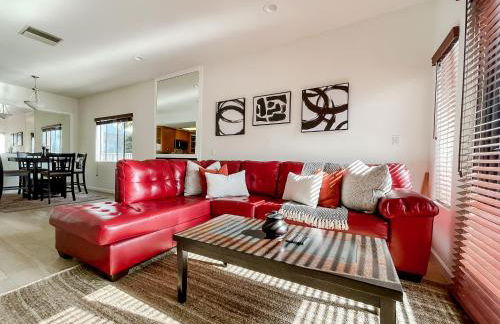 *WEHO/Beverly Hills* Luxury 2BD/2.5BA + Balconies - Photo 1