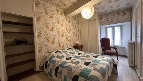 La petite maison de la place - Photo 5