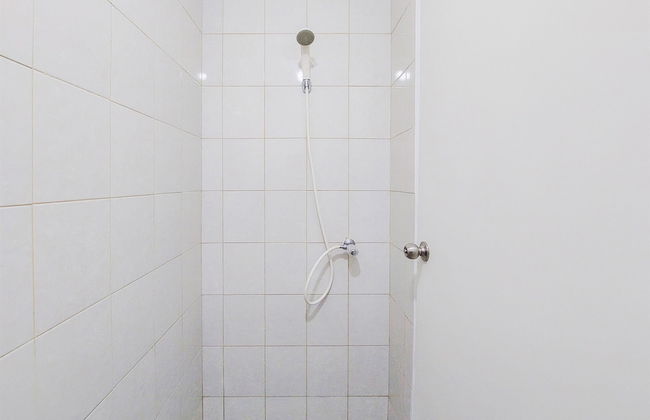 Minimalist Studio At Poris 88 Apartment - Photo 12