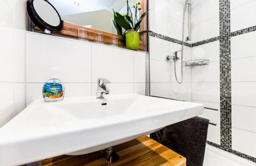 Design Apartment in Köln mit Terrasse - Foto 21