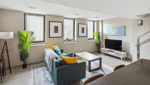 2BR Executive Downtown Apartment by ENVITAE - Foto 5