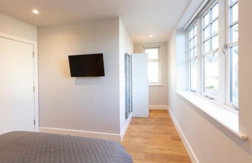 Hampden Apartments - The Anne - Photo 8