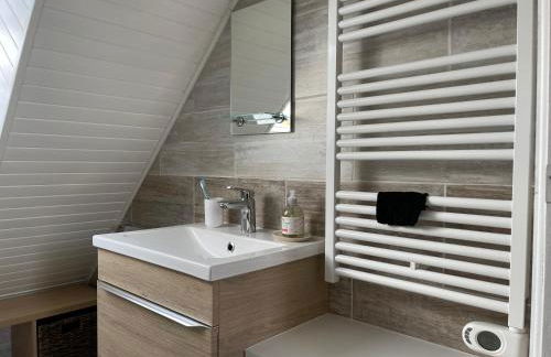 Belle maison rénovée, 650m de la plage, grand jardin, classée meublé de tourisme 3 étoiles - Photo 32