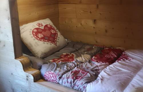 CHALET COSY A LA MONTAGNE AVEC SAUNA TONNEAU situé à St Laurent en Grandvaux - Proche lacs cascades et pistes de ski - Foto 12