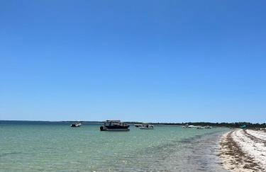 Private Pool, Beach Access, Luxe Kitchen, Fire Pit & Outdoor Entertaining Space - Foto 7