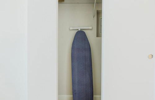 Blueground Downtown elevator nr parks LAX-1242 - Foto 16