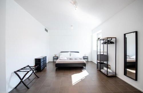 Loft Smart Parma l Wi-Fi Fibra, Indipendente, Perfetto per Business e Coppie - Photo 4