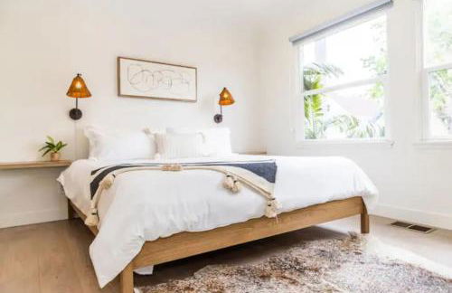 Cheerful 4BD Home in the Heart - Foto 19