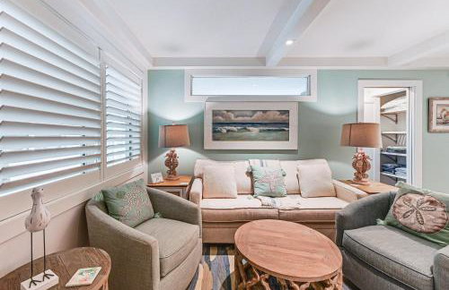 Coastal Downtown Naples Condo - Walk to the Beach! - Foto 5