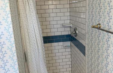 Pets OK Rest A Shored A Secure and Comfortable Home Flat Screen T Vs In All Rooms Fully Stocked With Plenty Of Amenities Private Inground Pool Gas Fireplace Rents Sat to Sat Full Weeks only - Foto 36