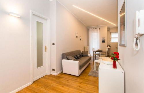 GuestHost - MM Pozzo Strada Terrace Apartment - Photo 49