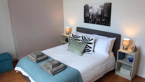 Flat 5, Westhill - Photo 1