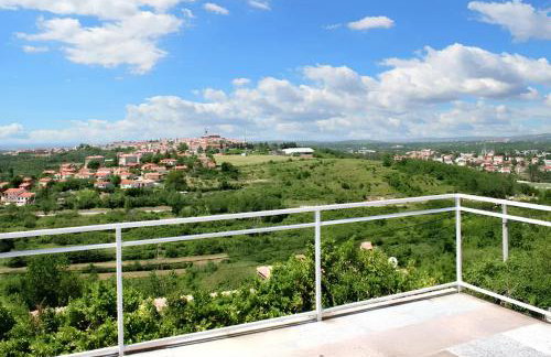 Family villa in Buje with pool and sea view - Foto 27