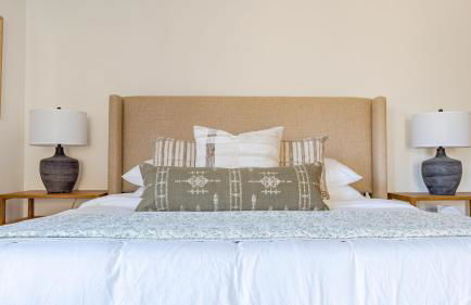 8BR Luxury Maplewood Manor, Hot Tub & Fire Pit - Foto 33