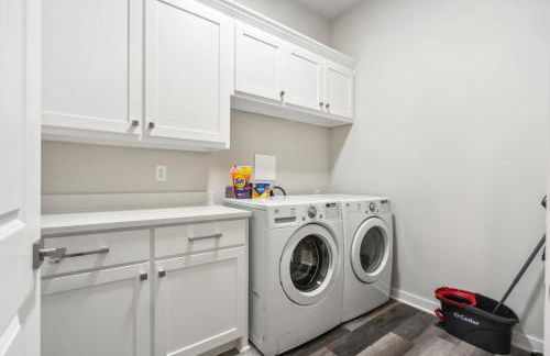 Joyous 3BD House in the heart of Fort Worth - Photo 36