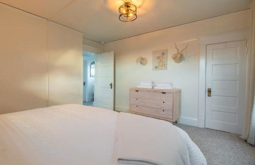 Roof Top Deck Near the Beach Dog Friendly - Photo 9