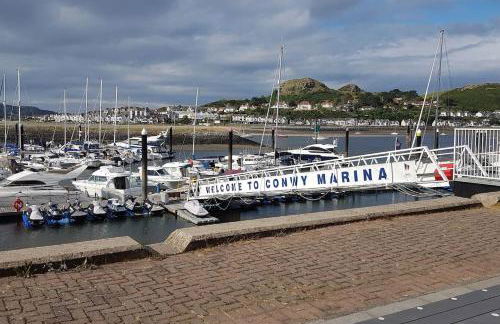 Seaside Escape - Deganwy Beach Cottage - Sea Views & Golf Course Views - Photo 27