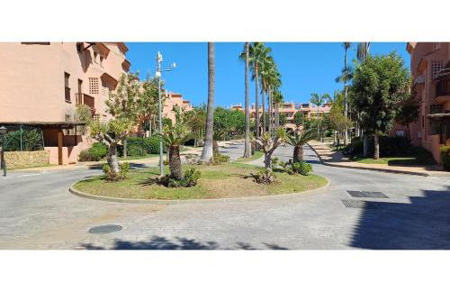 SunBeach Hacienda Apartment - Photo 41