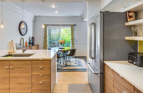 Modern Home Close to Dtwn Woodinville with Yard - Foto 11