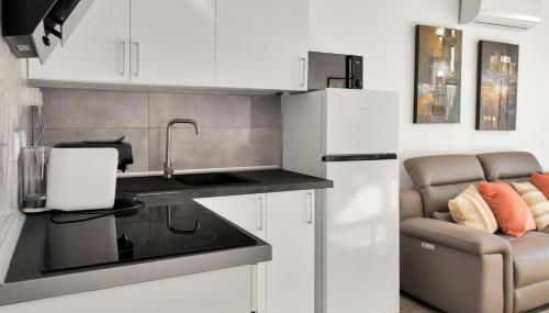 Moderno Duplex con vistas al mar en Estepona - LAS ABEJERAS 409 - Photo 2