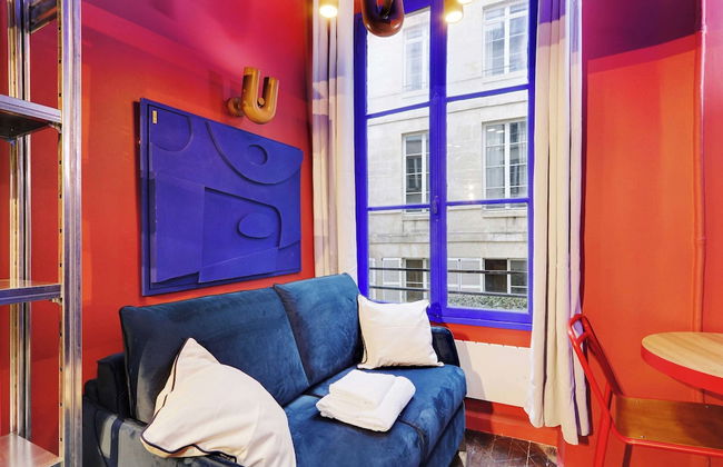 Cosy, Colourful Studio for 2 - Heart of "marais" - Foto 1