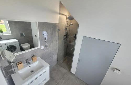 Parkcity SPA Domek z jacuzzi w górach - Photo 42