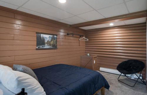 1BR Fife Lake Haven with Fire Pit & Hot Tub - Foto 13