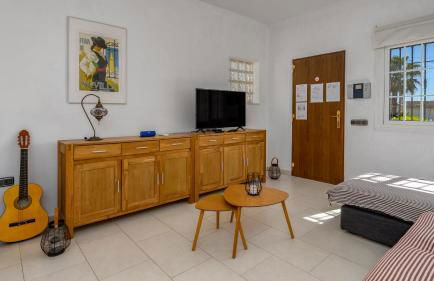 Apartment with pool by Costarentals - Ref 194 - Photo 11