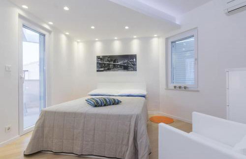 Luxury Villa White Rose with the Pool - Foto 44