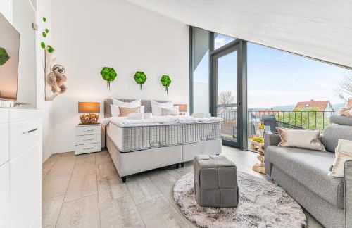 Tropic Love - Seezugang - Seesicht I BeachParadise I Massage - Trampolin - Light Show - Parken - Cinema Feeling - BBQ - Foto 1